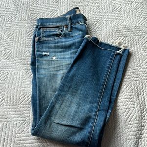 Madewell Cropped raw edge Skinny Jeans Size 26